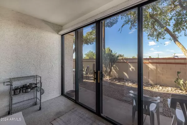 Apache Junction, AZ 85120,455 S DELAWARE Drive #1