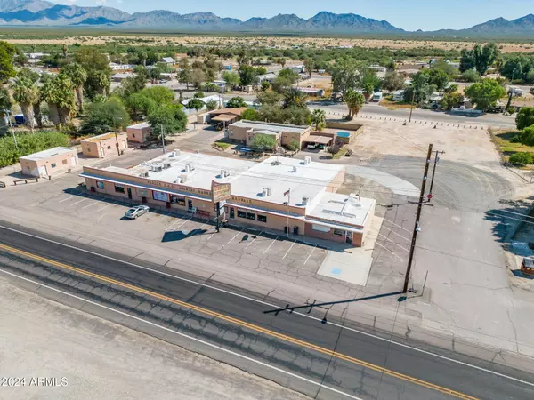 Wenden, AZ 85357,70916 US-60 --