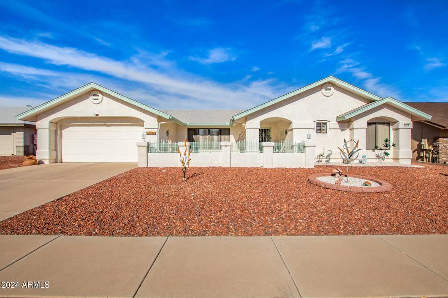 14664 W RAVENSWOOD Drive, Sun City West, AZ 85375