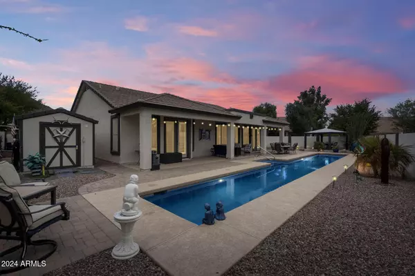 515 W PONCHO Lane, San Tan Valley, AZ 85143