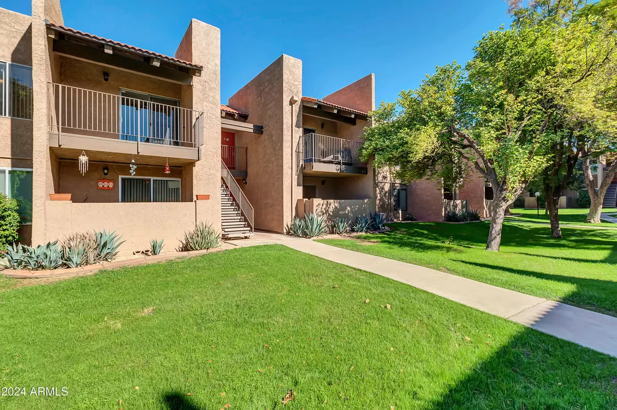 Phoenix, AZ 85018,5525 E THOMAS Road #F9