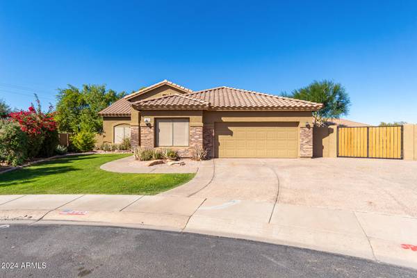 7420 N 82ND Lane,  Glendale,  AZ 85303