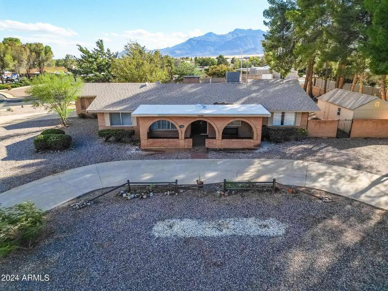 1180 WINDSOR Drive, Sierra Vista, AZ 85635