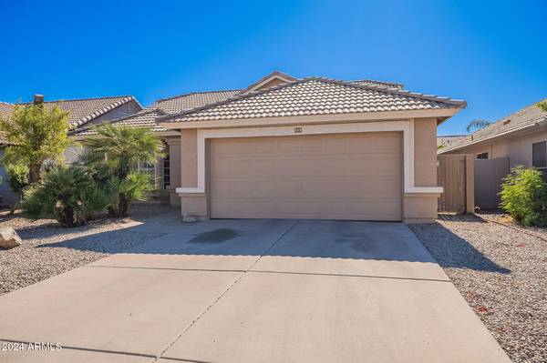 559 E JASPER Drive, Gilbert, AZ 85296