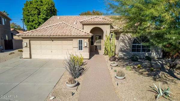 491 W COURTNEY Lane, Tempe, AZ 85284