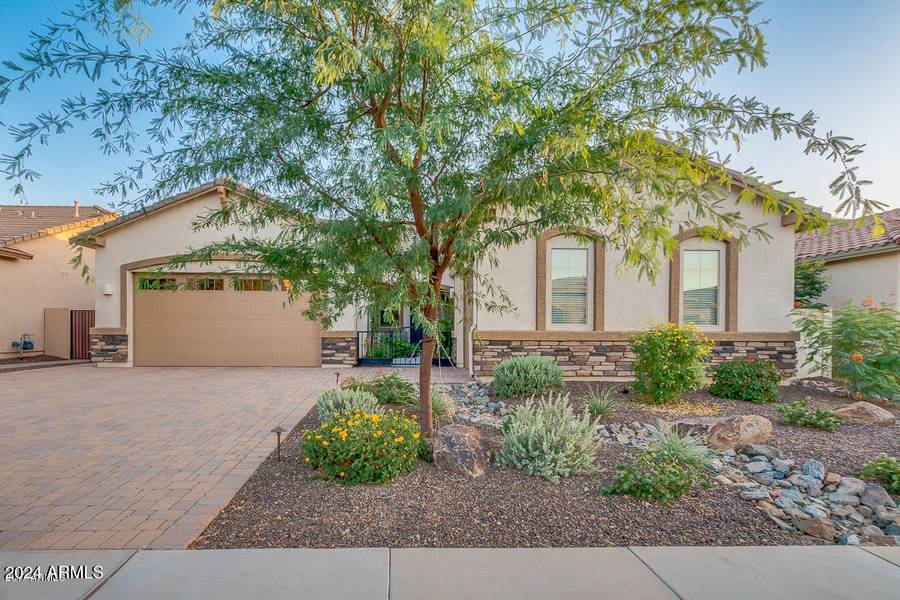 947 E DUMBARTON Avenue, Gilbert, AZ 85298