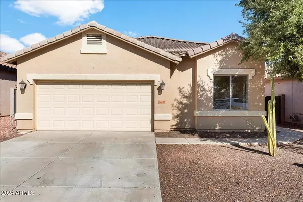 17046 W LUNDBERG Street, Surprise, AZ 85388