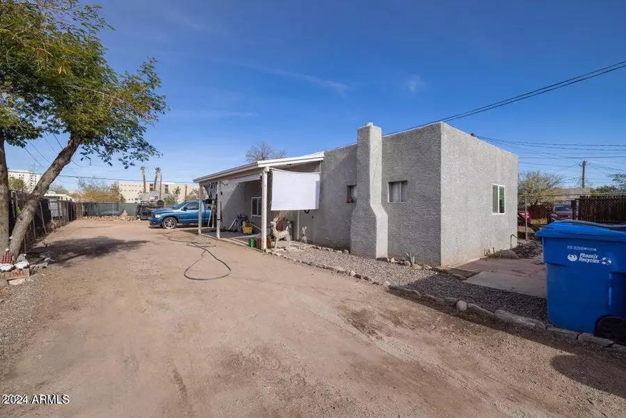 1130 E PORTLAND Street #B, Phoenix, AZ 85006