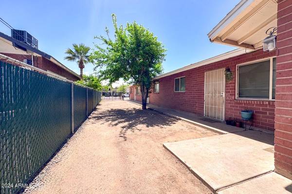 Phoenix, AZ 85006,1640 E BRILL Street #3