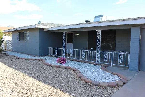 6313 E Dodge Street,  Mesa,  AZ 85205