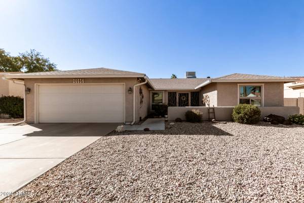 26634 S NEW TOWN Drive, Sun Lakes, AZ 85248