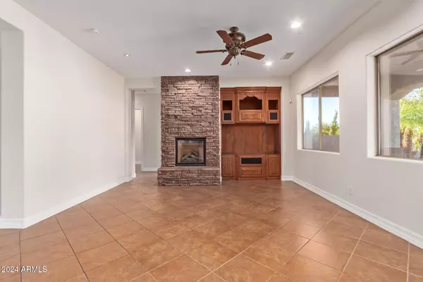 Gilbert, AZ 85297,3130 E BATTALA Court