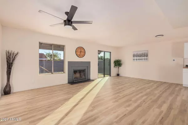 4601 W WILSHIRE Drive,  Phoenix,  AZ 85035