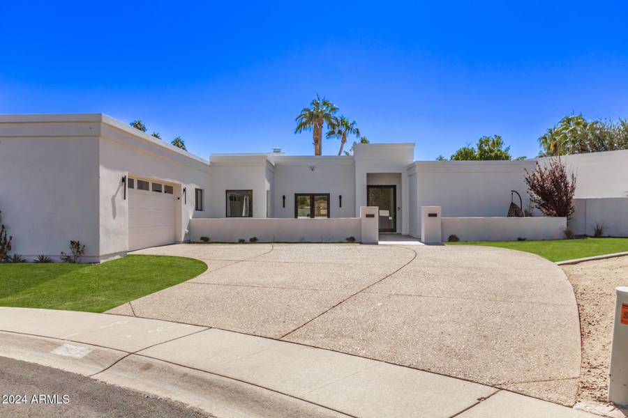 9027 N 82ND Street, Scottsdale, AZ 85258