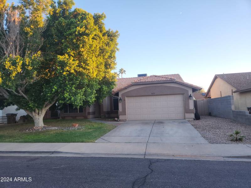 6211 E COLBY Street, Mesa, AZ 85205