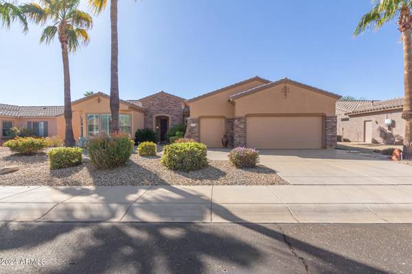 16331 W SENTINAL ROCK Lane, Surprise, AZ 85387