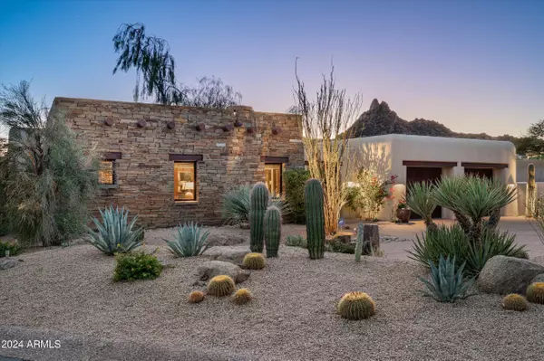 Scottsdale, AZ 85262,10585 E CRESCENT MOON Drive #6