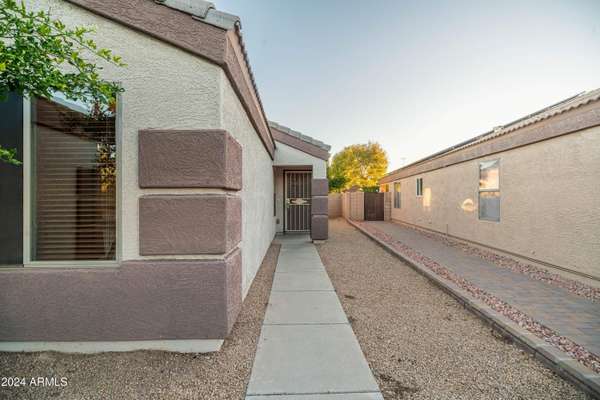 El Mirage, AZ 85335,11905 W MAUI Lane