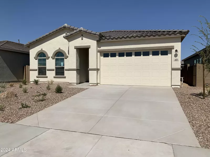 412 W GOLDEN ASPEN Drive, San Tan Valley, AZ 85140