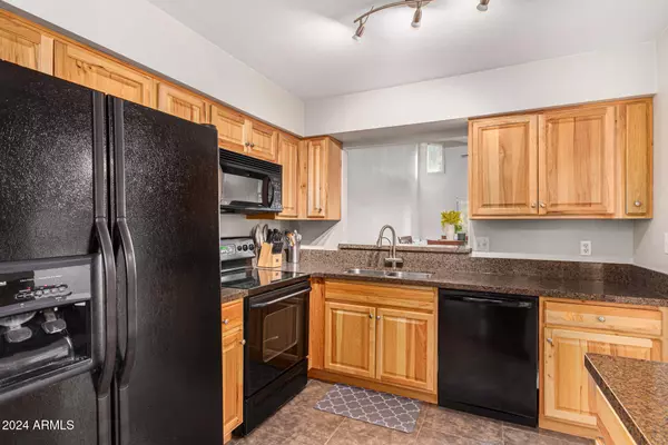 1207 E BLUEBELL Lane, Tempe, AZ 85288