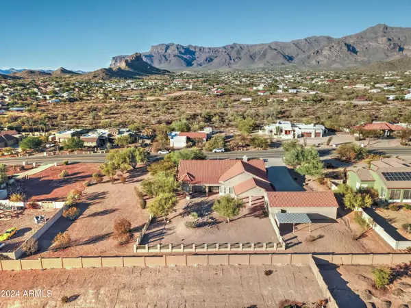 Gold Canyon, AZ 85118,9963 E SLEEPY HOLLOW Trail