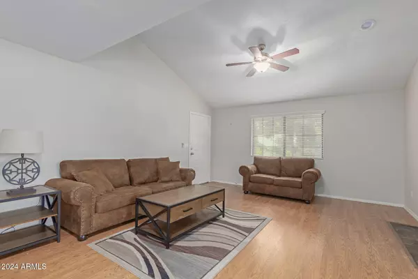 Mesa, AZ 85210,533 W GUADALUPE Road #2092