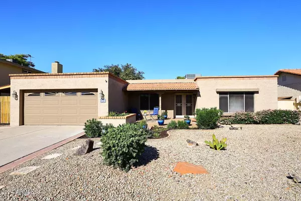 2456 W CROCUS Drive, Phoenix, AZ 85023