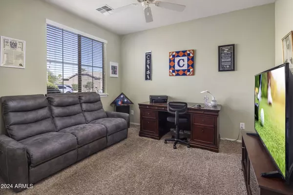 Maricopa, AZ 85138,42625 W FALLING STAR Court