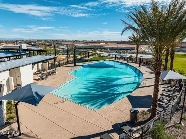 Queen Creek, AZ 85142,932 W Macaw Court