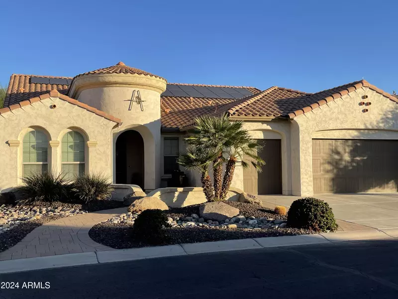 16358 W WHITTON Avenue, Goodyear, AZ 85395