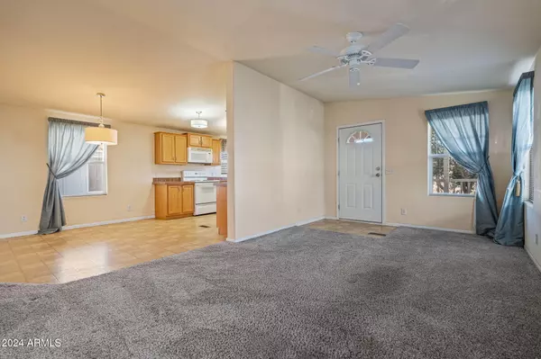 Tempe, AZ 85282,2609 W Southern Avenue #121