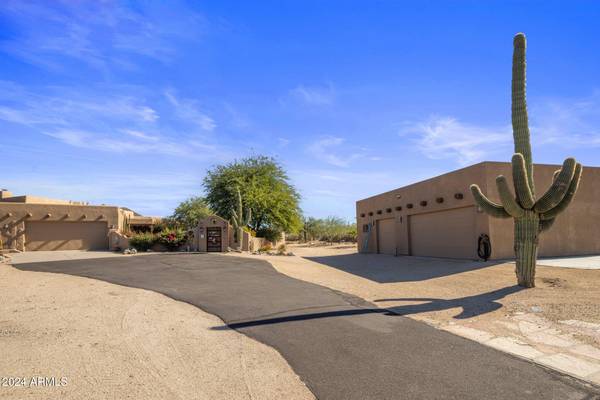 Cave Creek, AZ 85331,6701 E AZURE HILLS Drive