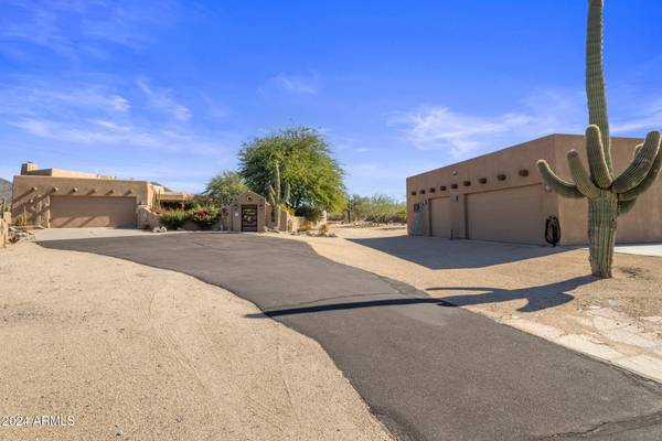 Cave Creek, AZ 85331,6701 E AZURE HILLS Drive