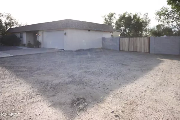 Mesa, AZ 85207,9451 E ELMWOOD Circle