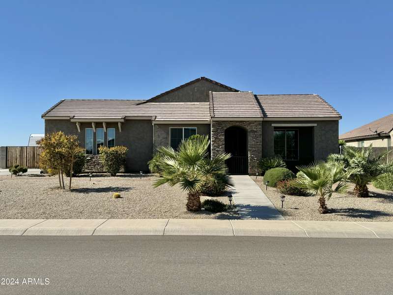 27700 N SILVERLEAF Road, San Tan Valley, AZ 85143