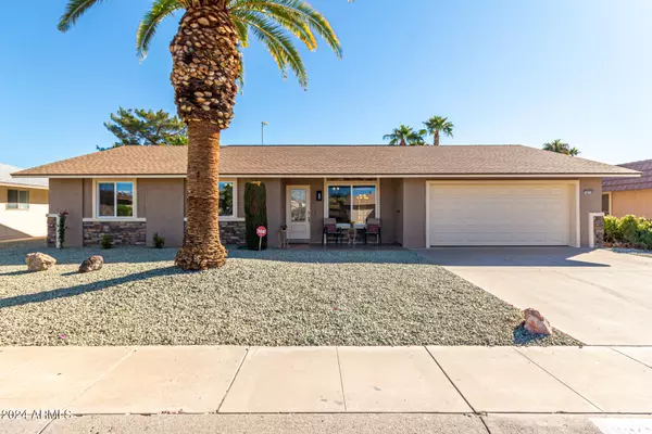 16213 N DESERT HOLLY Drive, Sun City, AZ 85351