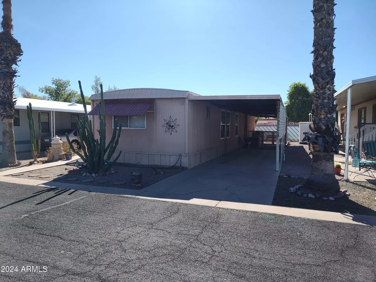 Chandler, AZ 85225,1505 N Evergreen Street #8