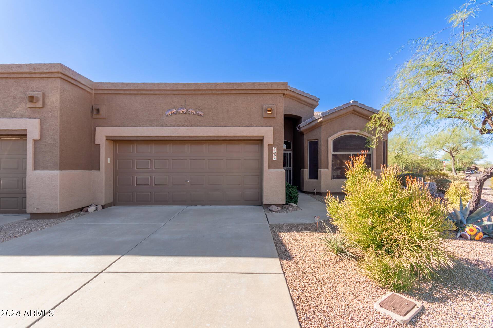Gold Canyon, AZ 85118,7381 E CANYON WREN Drive