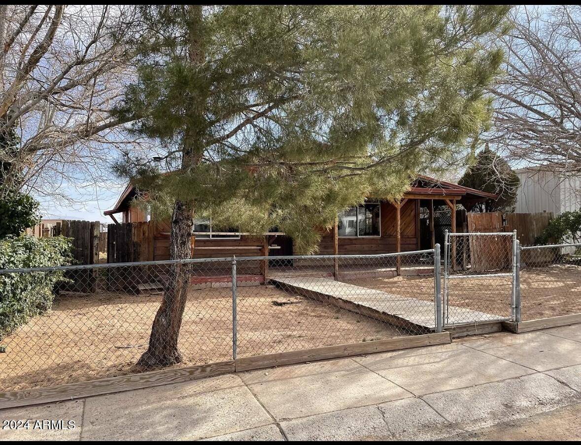 825 COLORADO Street, Page, AZ 86040