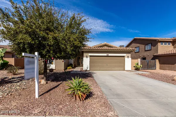 22004 W Moonlight Path, Buckeye, AZ 85326