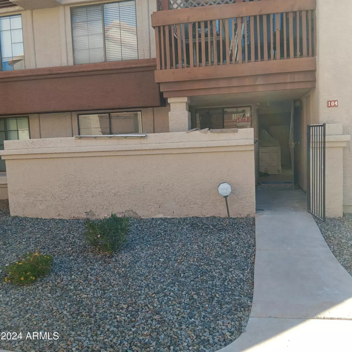 Mesa, AZ 85210,818 S WESTWOOD Street #104