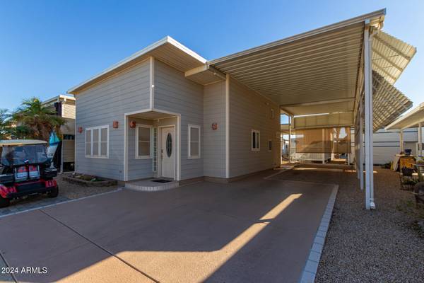 Surprise, AZ 85374,17200 W Bell Road #929