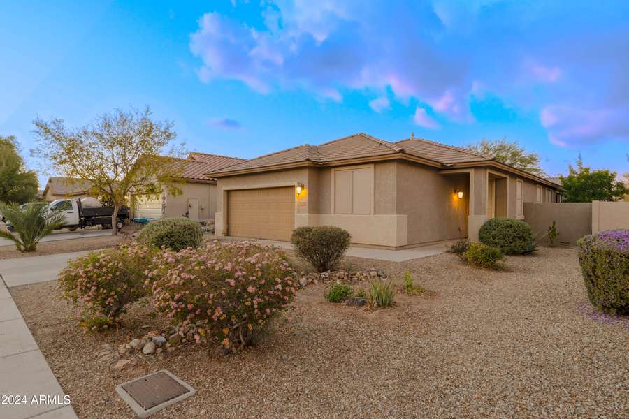 10120 W CHIPMAN Road, Tolleson, AZ 85353