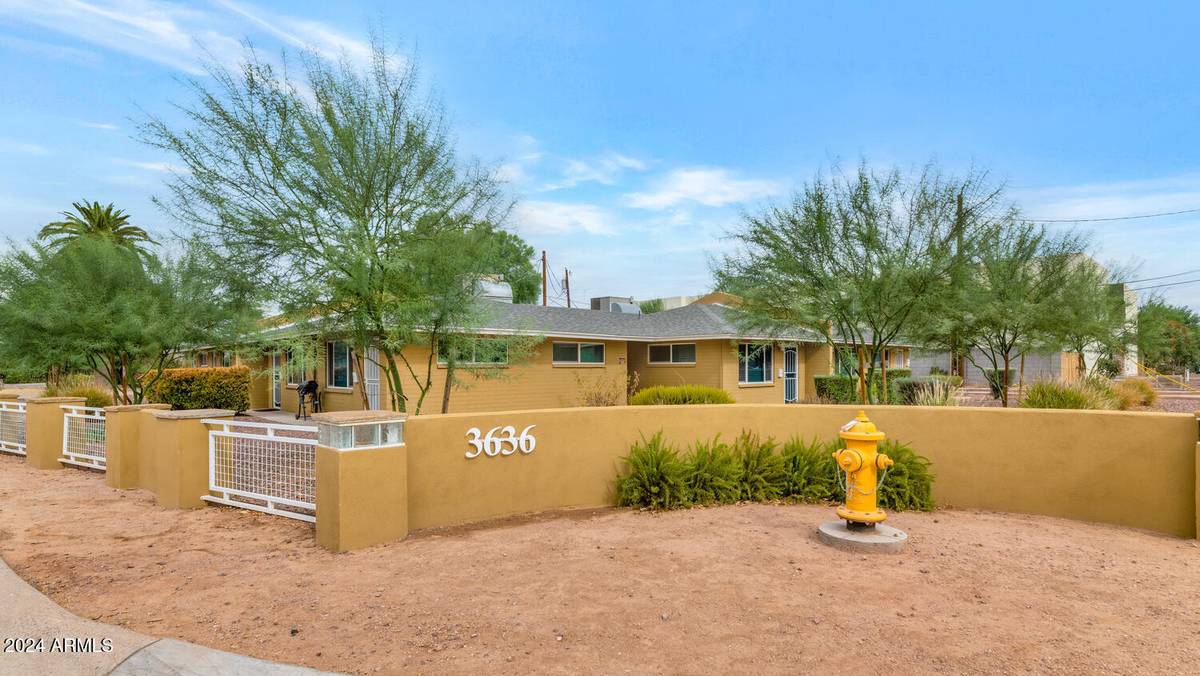 Phoenix, AZ 85018,3636 E VERDE Lane #9