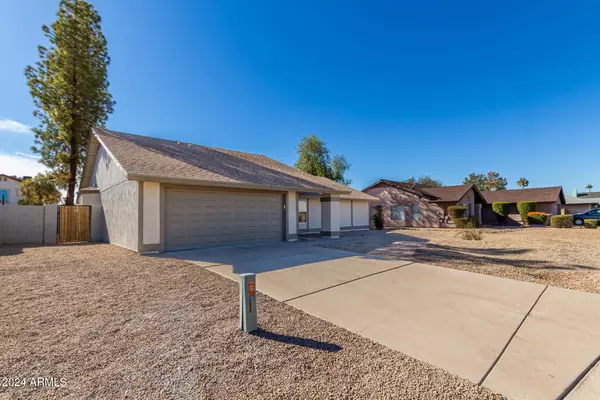 Peoria, AZ 85381,7933 W DREYFUS Drive