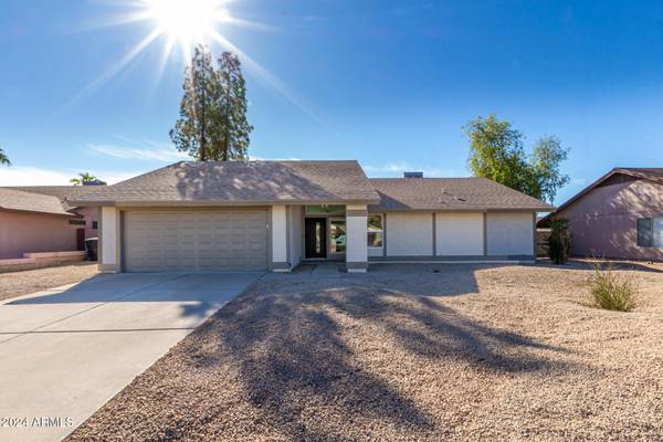 7933 W DREYFUS Drive,  Peoria,  AZ 85381