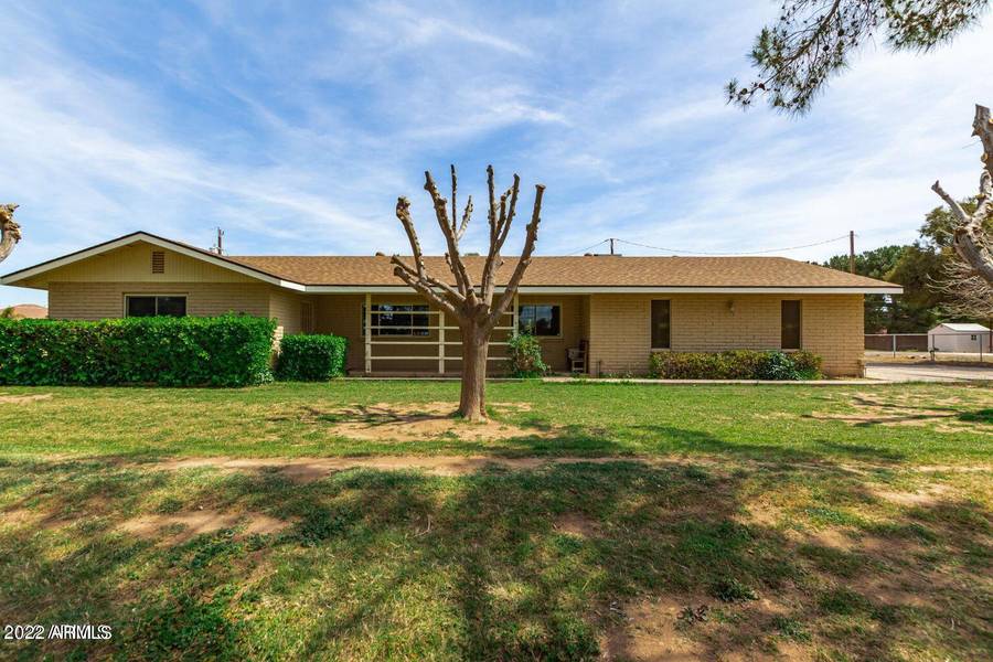 24007 S LINDSAY Road, Chandler, AZ 85249