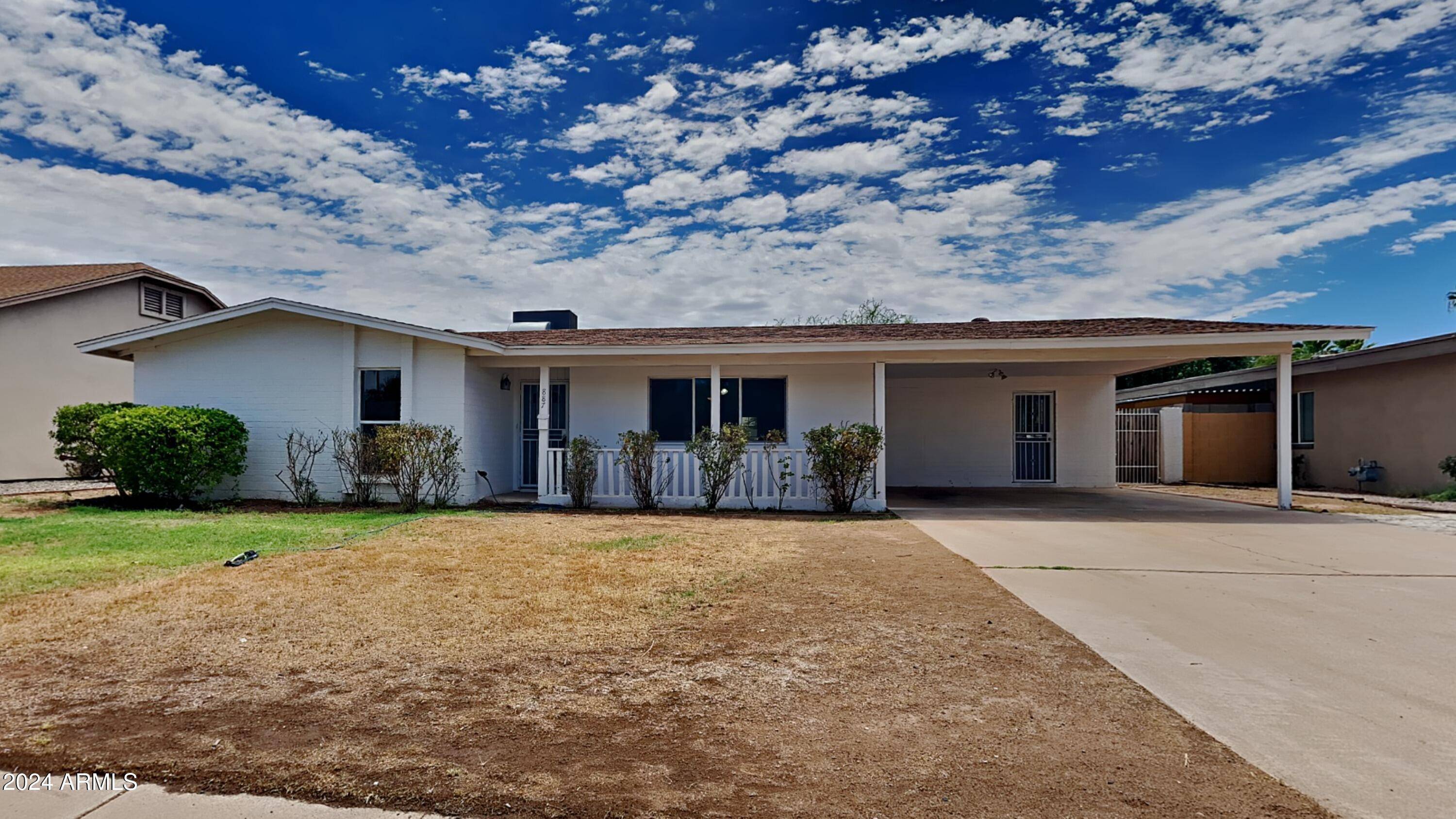 Chandler, AZ 85225,887 W SHANNON Street