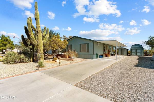 Congress, AZ 85332,30823 S VAGABOND Trail #230