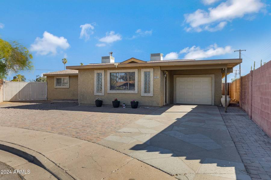 1859 N MORRIS --, Mesa, AZ 85201